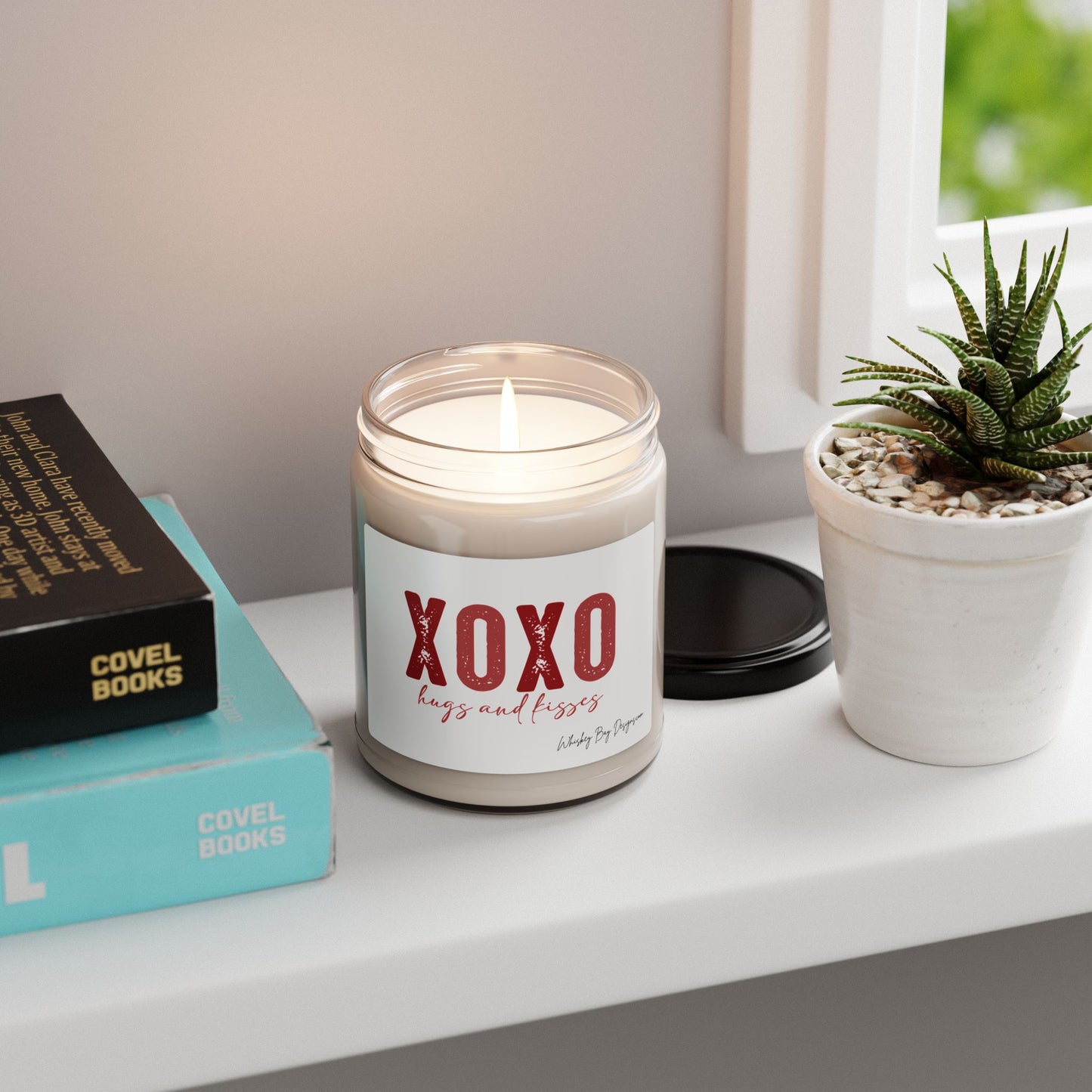 XOXO Hugs & Kisses Scented Soy Candle, 9oz
